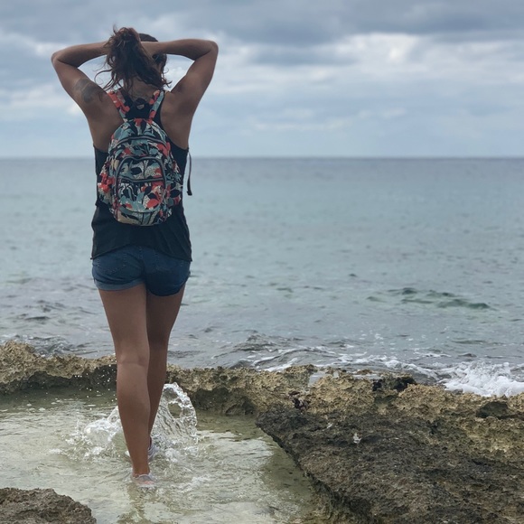 Meet your Posher, Bethany - Picture 7 of 8